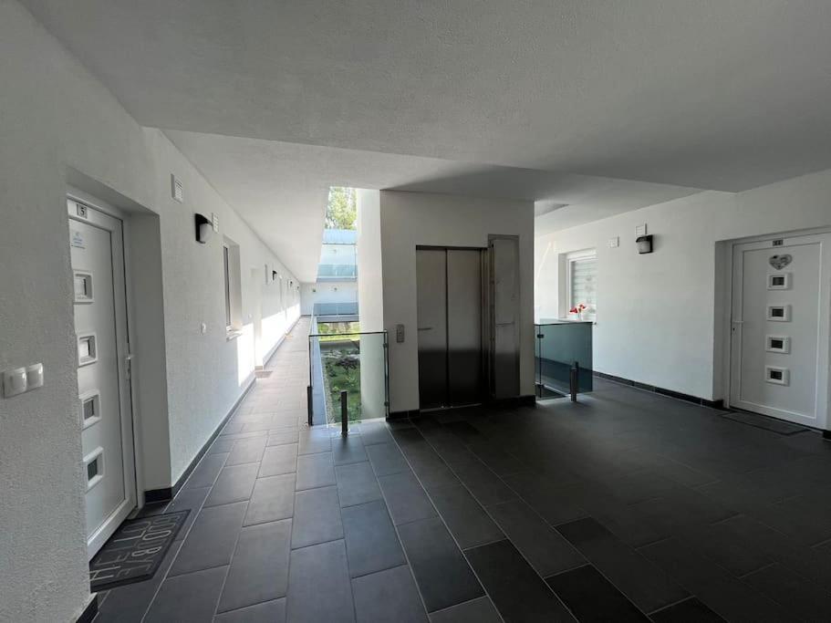 Swan Apartman - Keszthely Exteriör bild